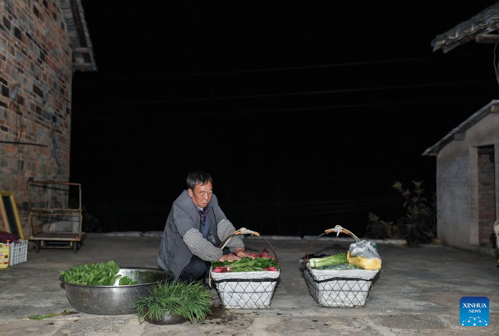 Special bus line helps villagers sell agricultural products in Guizhou