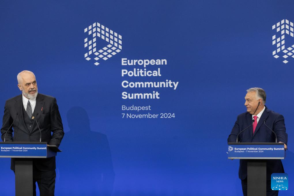 European leaders commit to taking greater responsibility for own security