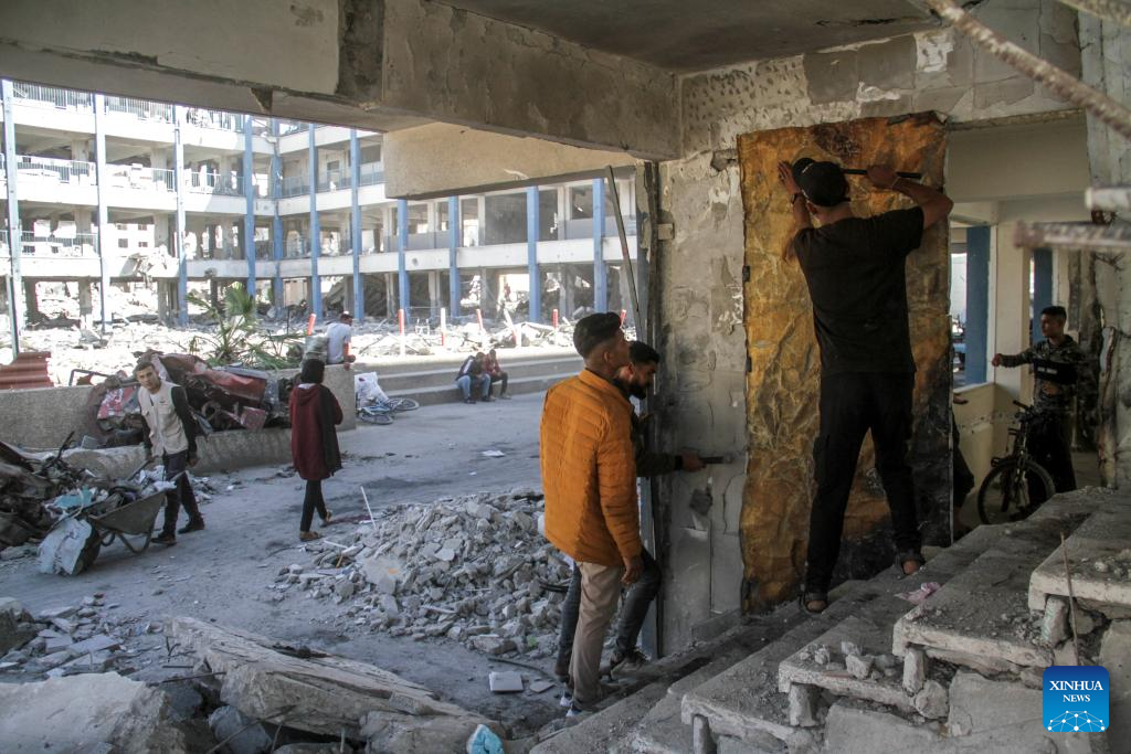 In pics: daily life in Gaza City