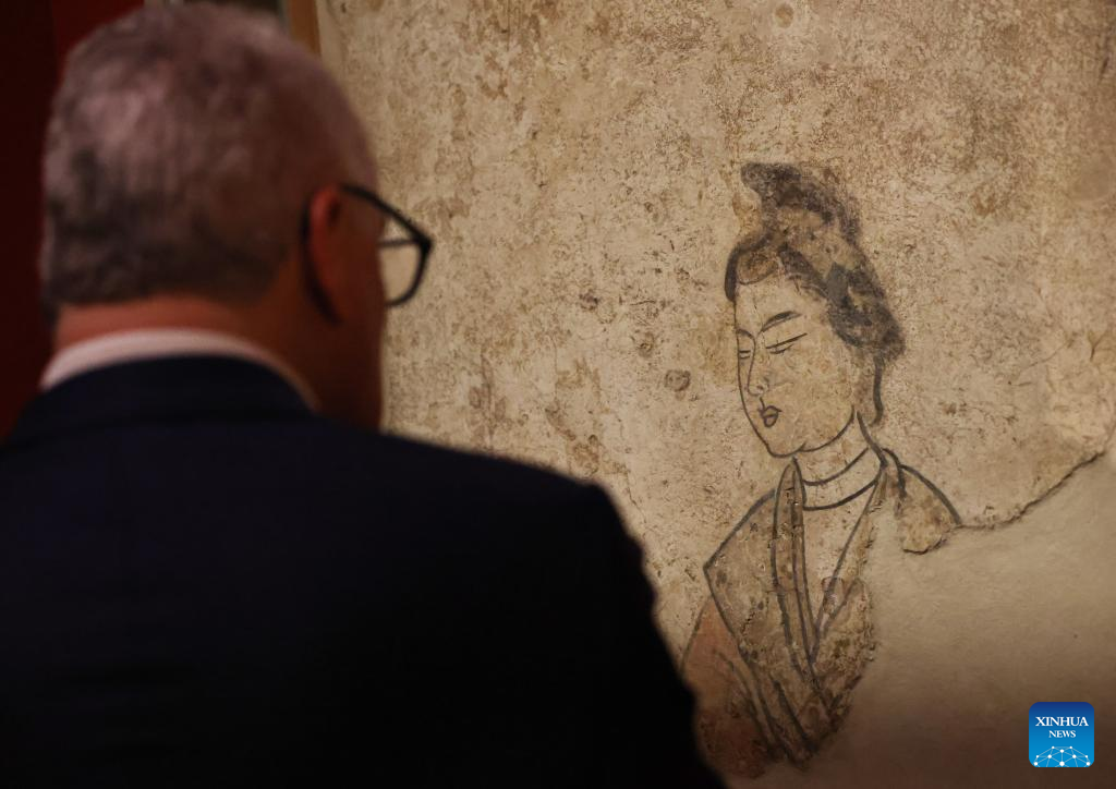 Exhibition of China's Tang Dynasty held in France