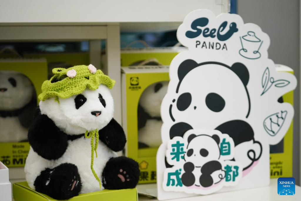 China's innovative panda toys get popular around world