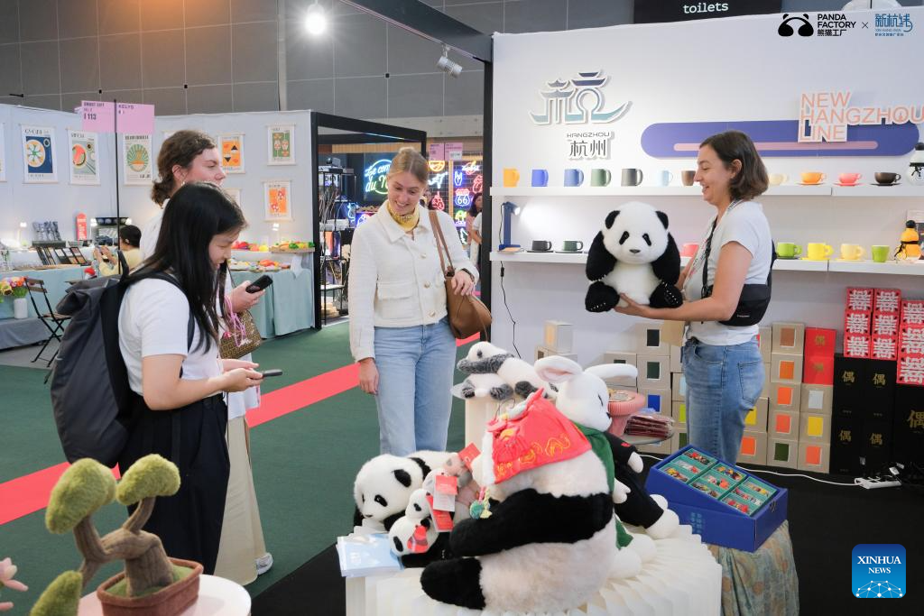 China's innovative panda toys get popular around world