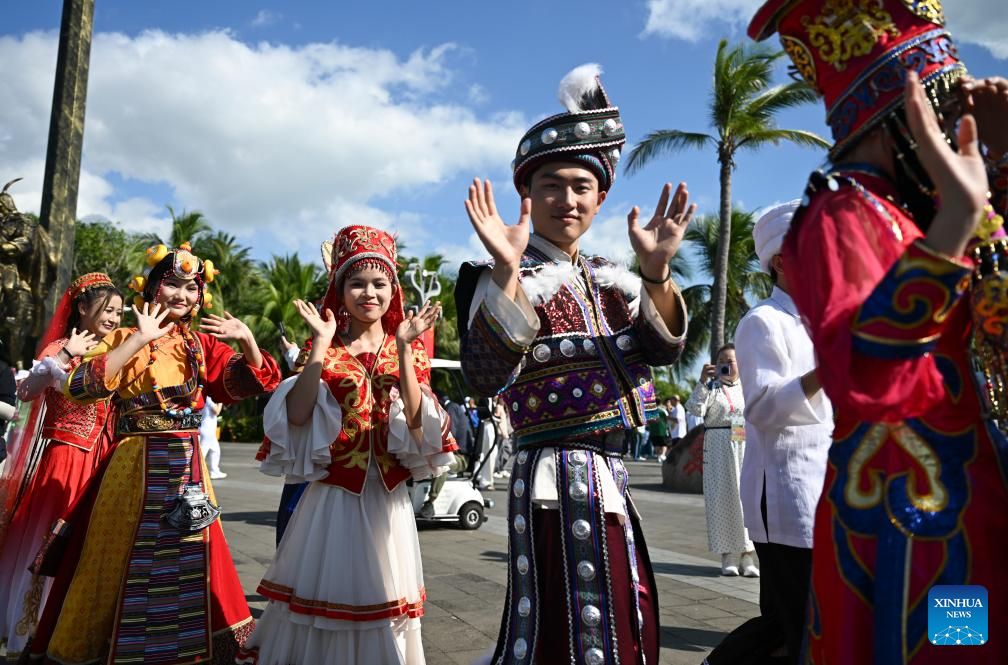 Gala for China's 12th National Traditional Games of Ethnic Minorities held in Sanya