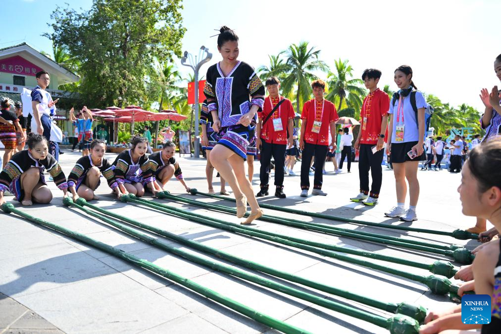 Gala for China's 12th National Traditional Games of Ethnic Minorities held in Sanya