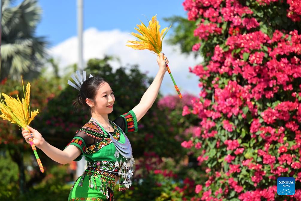 Gala for China's 12th National Traditional Games of Ethnic Minorities held in Sanya