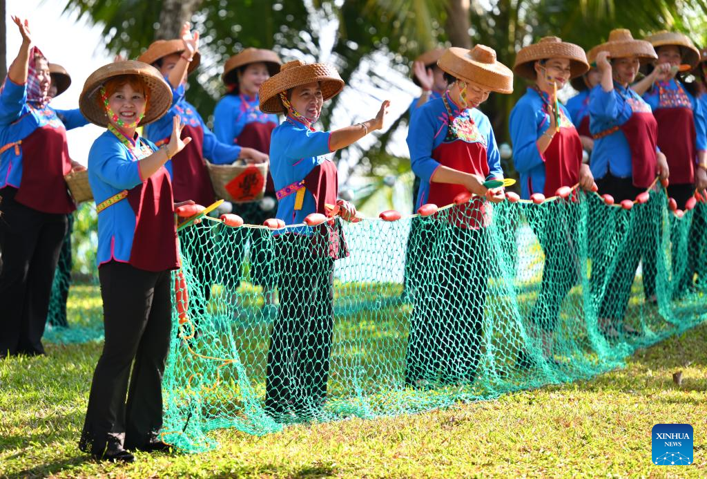 Gala for China's 12th National Traditional Games of Ethnic Minorities held in Sanya