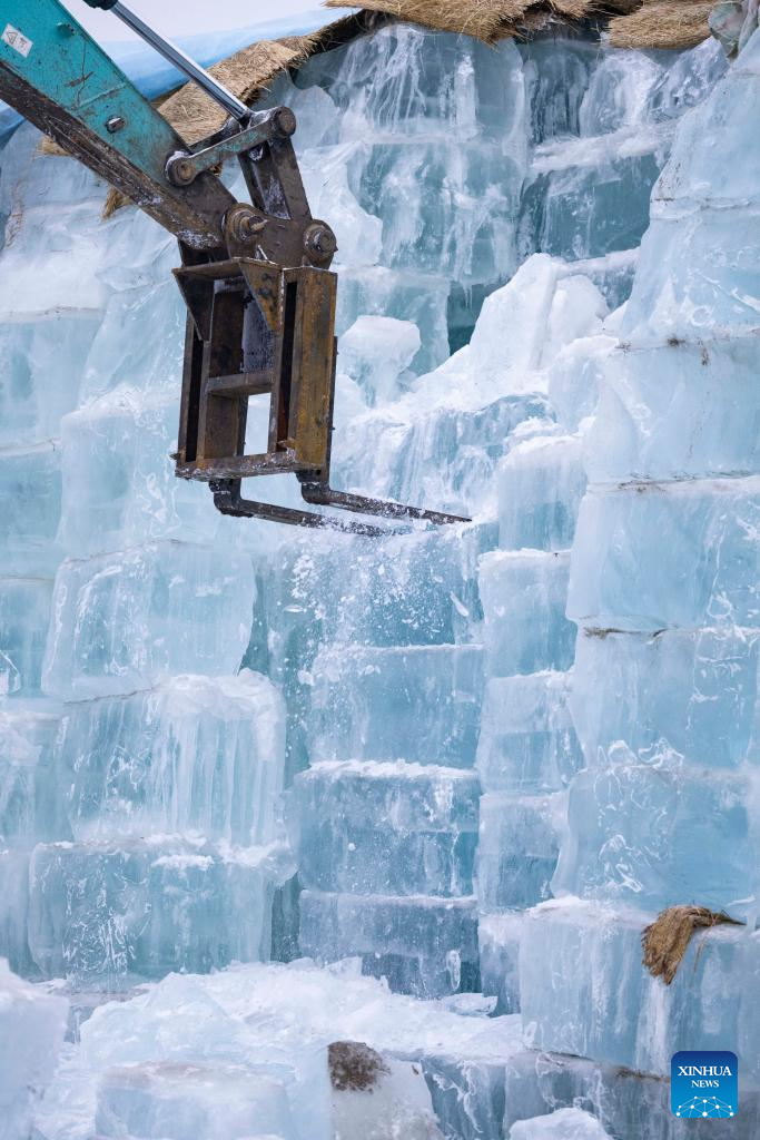 26th Harbin Ice-Snow World under construction