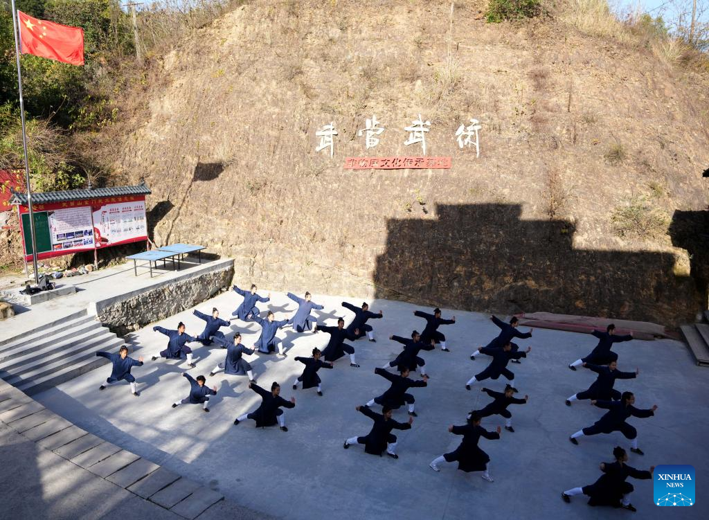 Wudang Mountain attracts global enthusiasts as Tai Chi flourishes