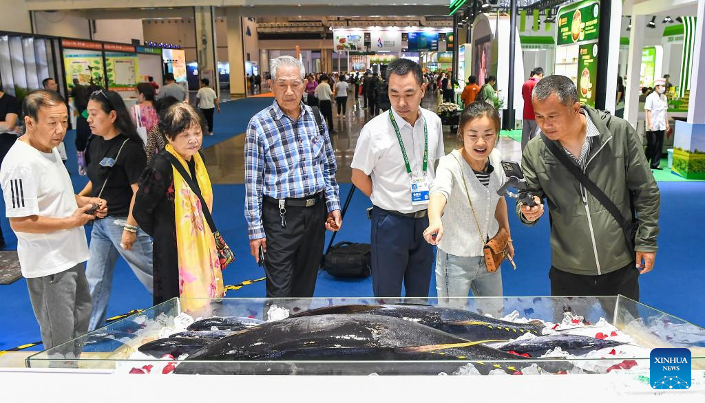 27th China (Hainan) Int'l Winter Trade Fair opens in Haikou