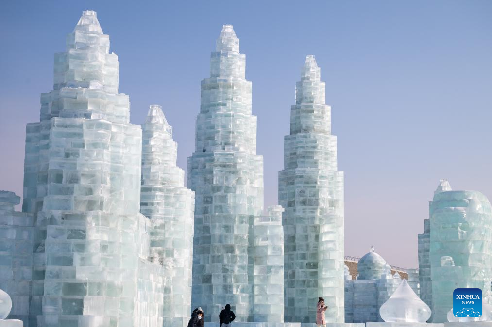 World's largest ice-and-snow theme park opens on Winter Solstice in China's 