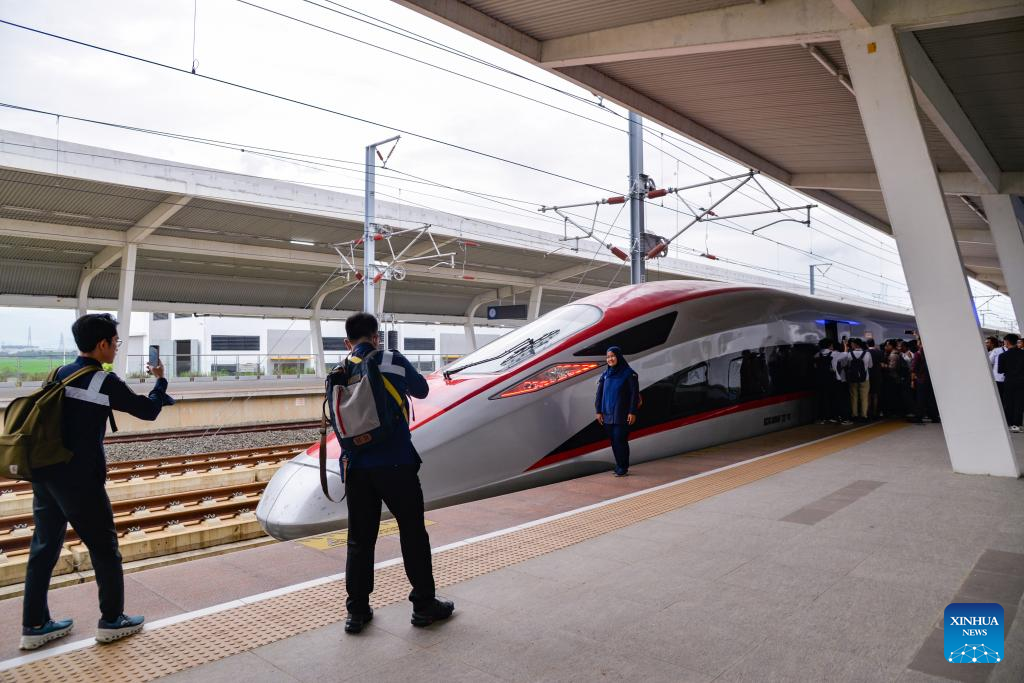 Karawang Station on Indonesia's Jakarta-Bandung high-speed railway officially opens