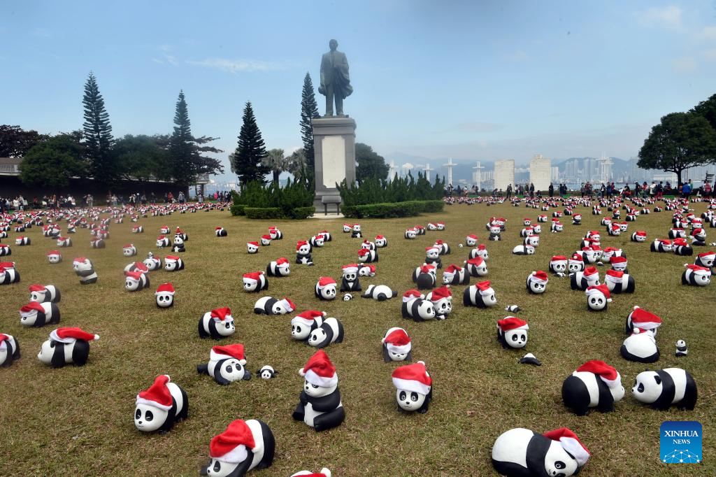 Theme exhibition featuring 2,500 giant panda sculptures held in Hong Kong