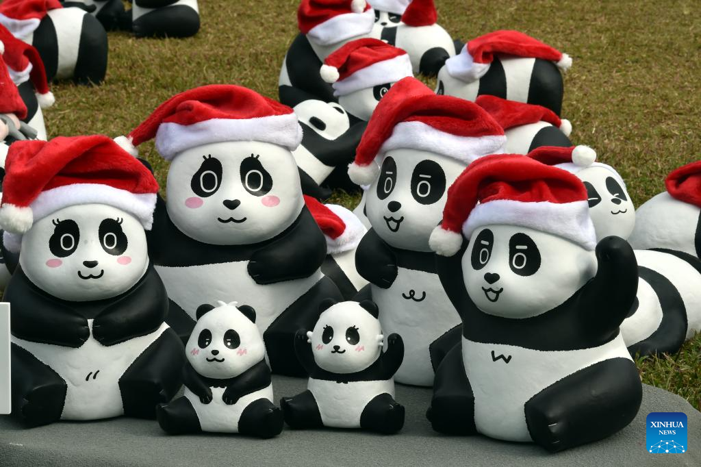 Theme exhibition featuring 2,500 giant panda sculptures held in Hong Kong