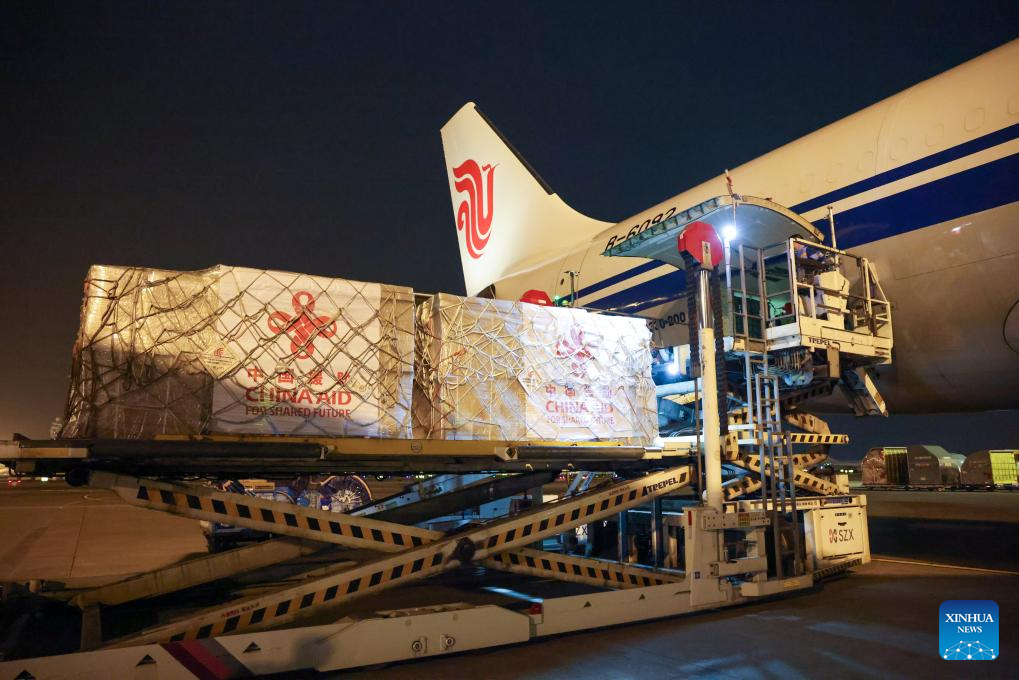 China sends emergency relief supplies to quake-hit Vanuatu