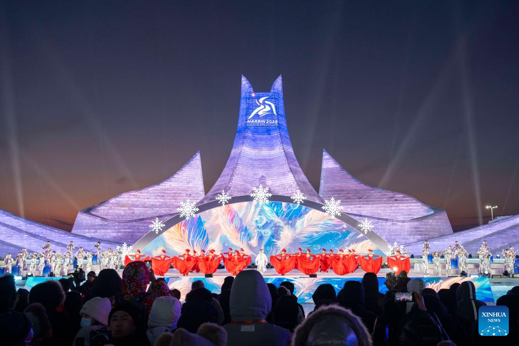 41st Harbin Int'l Ice and Snow Festival kicks off