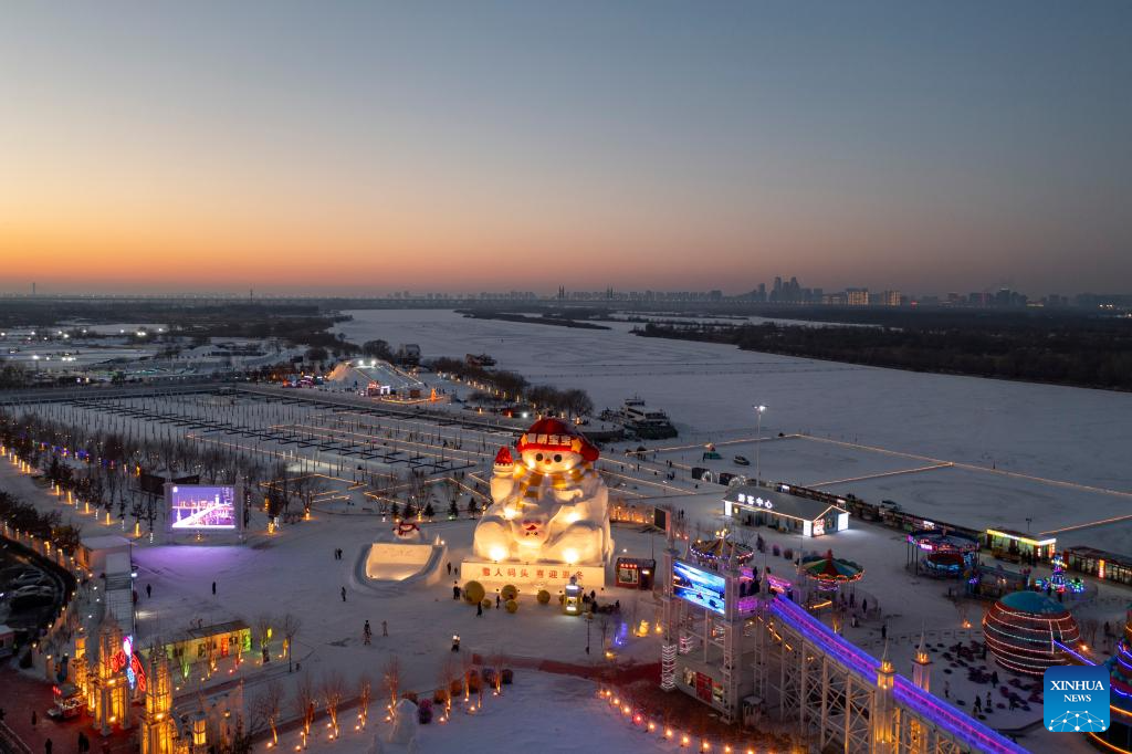 Rich ice and snow resources boost Harbin's winter tourism