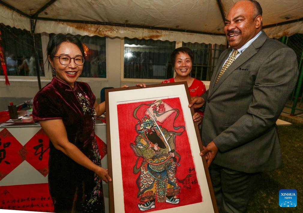 Tanzanians join Chinese in celebrating Spring Festival