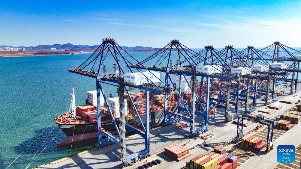 New container shipping route connects Dalian with the Mediterranean