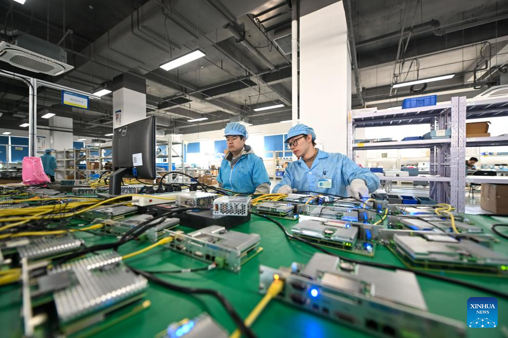 Beijing-Tianjin Zhongguancun Tech Town registers market players of various types