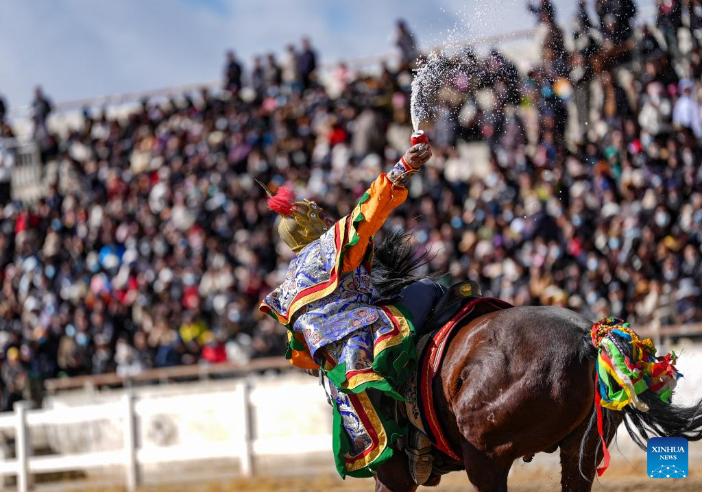 Lhasa hosts equestrian show amid Tibetan New Year celebrations