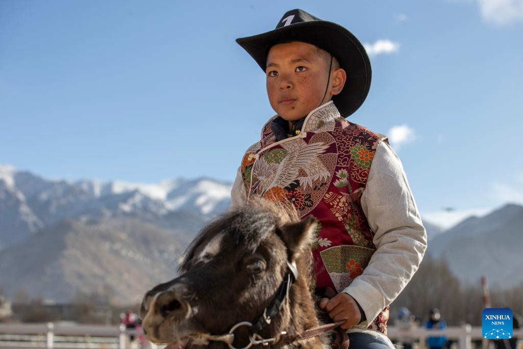 Lhasa hosts equestrian show amid Tibetan New Year celebrations