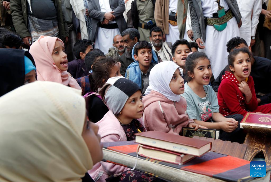In pics: first day of Ramadan across world