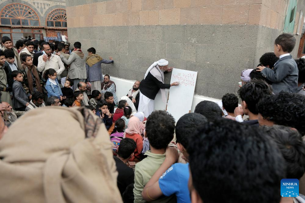 In pics: first day of Ramadan across world
