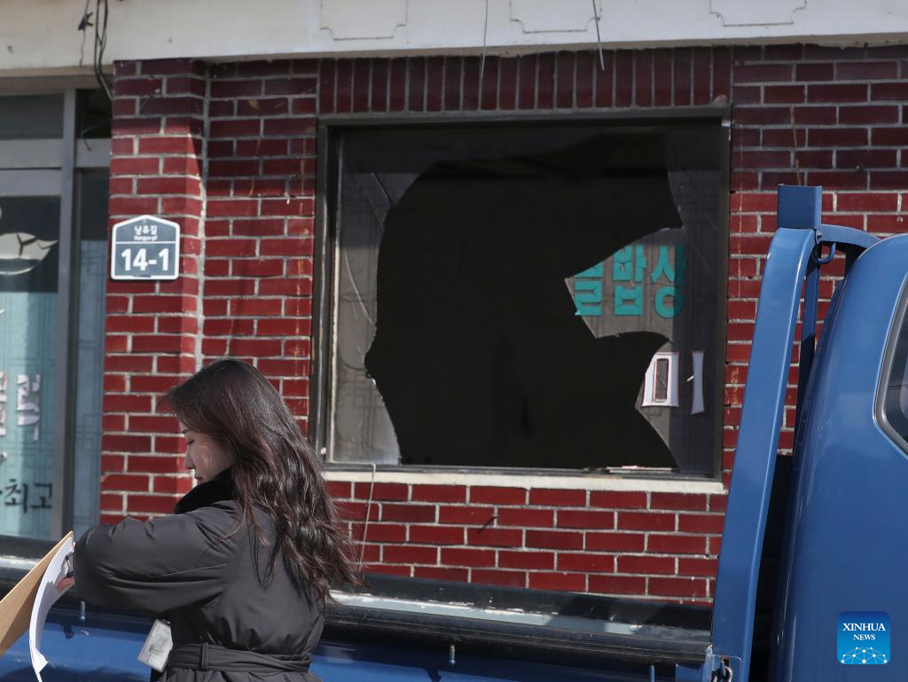 7 injured after fighter jet bombs S. Korea's civilian area by accident