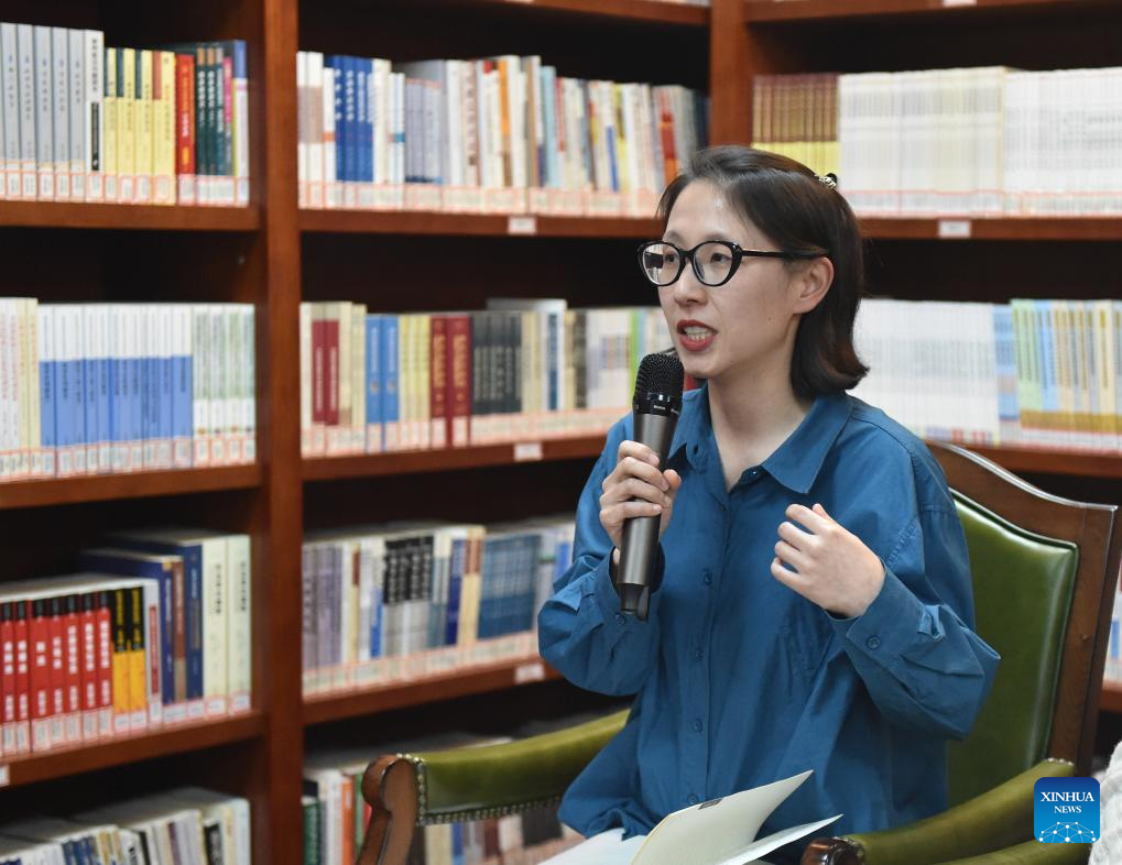 Female judges perform their daily duties in Beijing