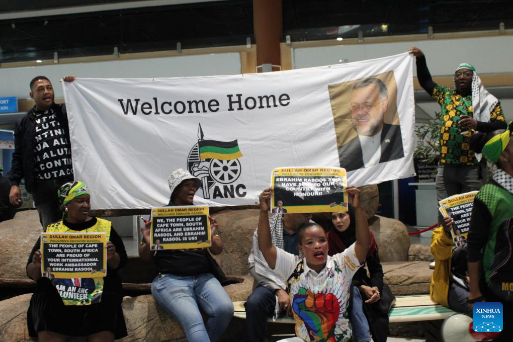 Expelled South African ambassador to U.S. returns home with 