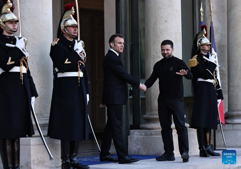 Macron announces additional 2 bln euros in aid for Ukraine