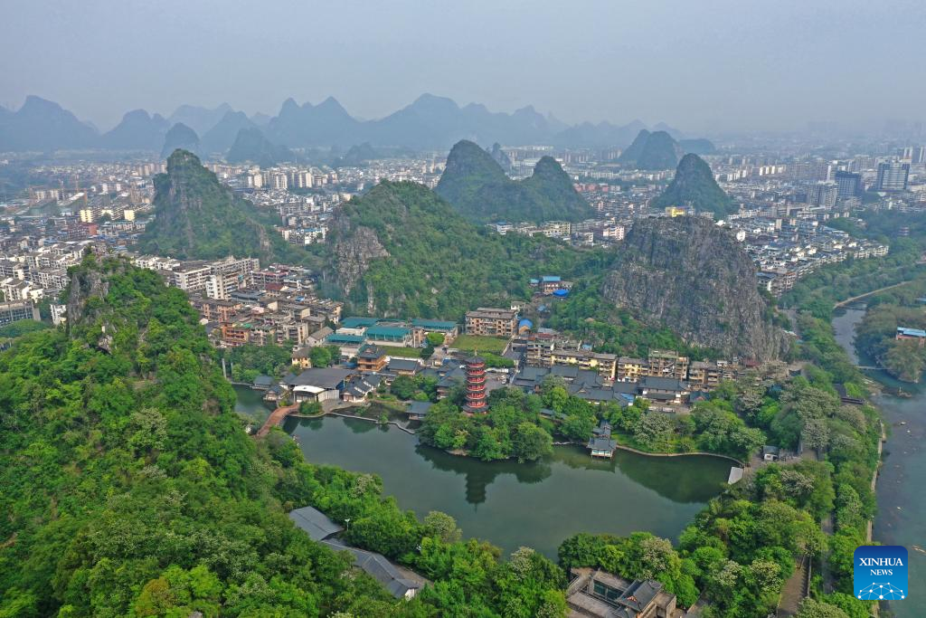 A glimpse of breathtaking landscape in Guilin, S China's Guangxi
