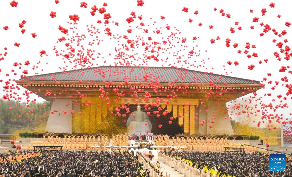 Grand ceremony held to worship legendary ancestor Huangdi in China's Henan