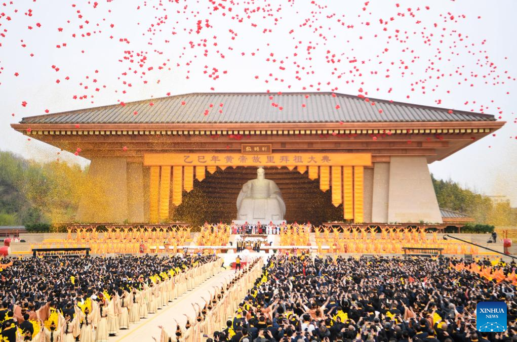 Grand ceremony held to worship legendary ancestor Huangdi in China's Henan