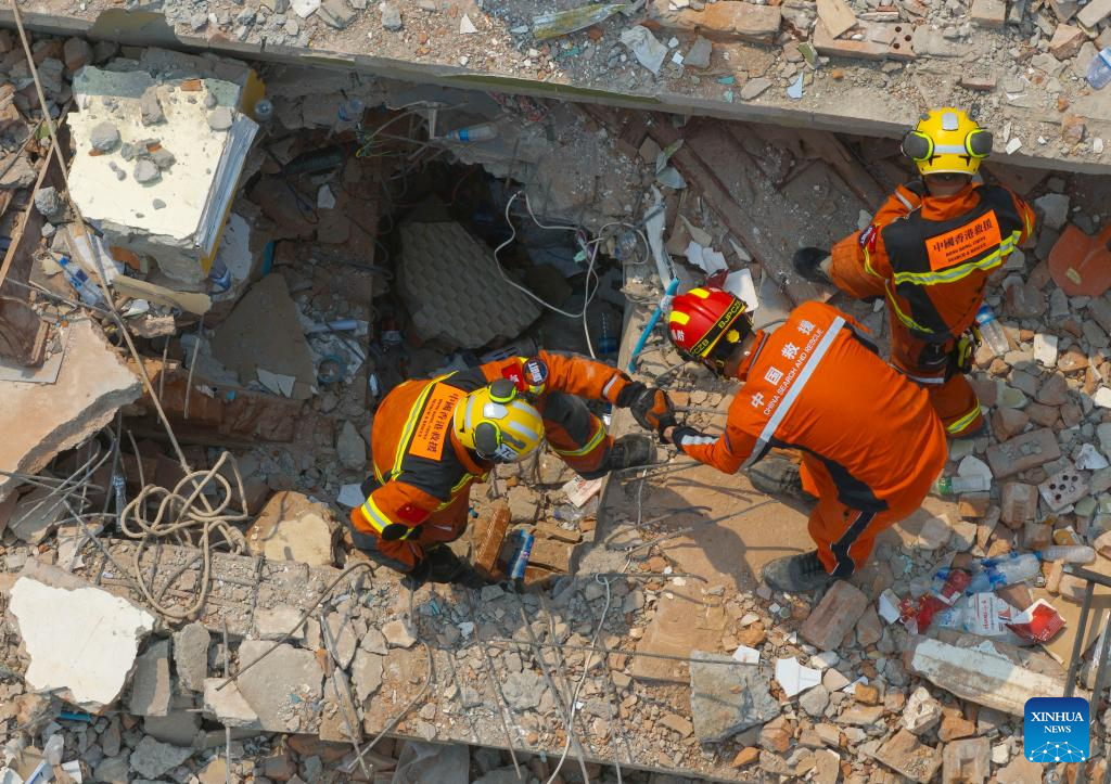 Rescuers from Chinese mainland, Hong Kong join hands in quake-rattled Myanmar