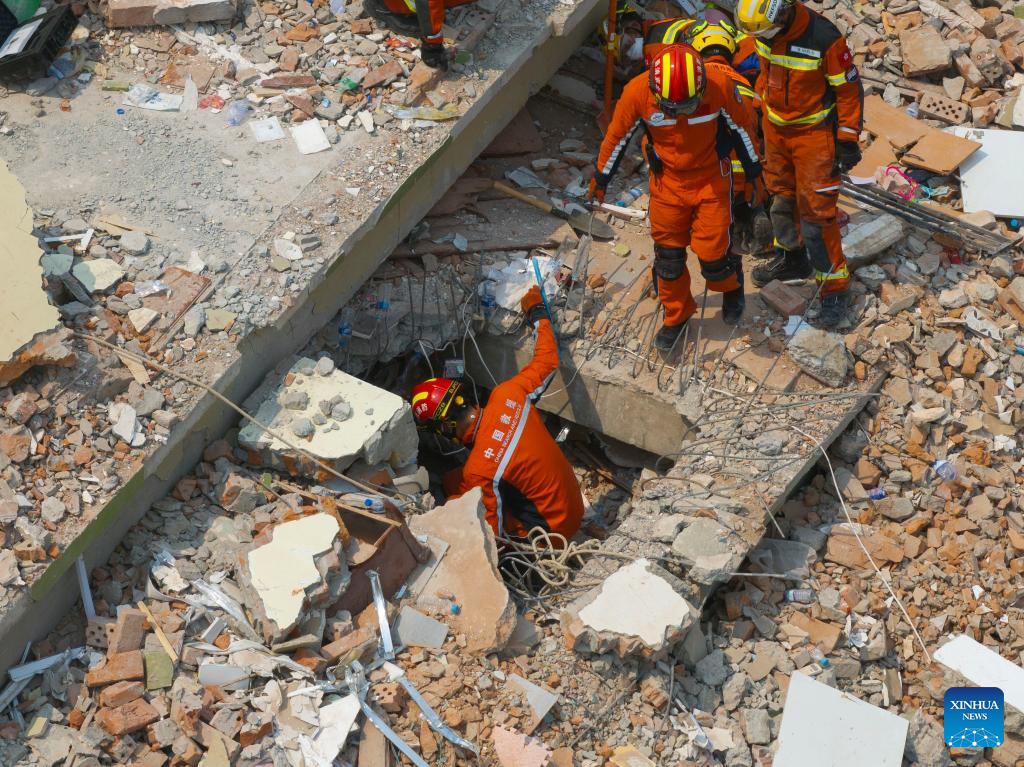 Rescuers from Chinese mainland, Hong Kong join hands in quake-rattled Myanmar