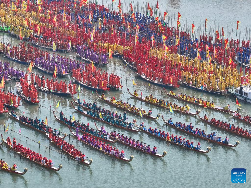 Qintong Boat Festival held in Taizhou, E China