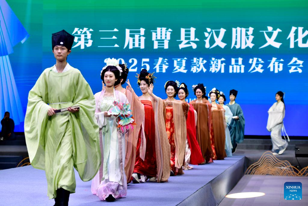 Caoxian County in E China develops complete Hanfu industrial chain
