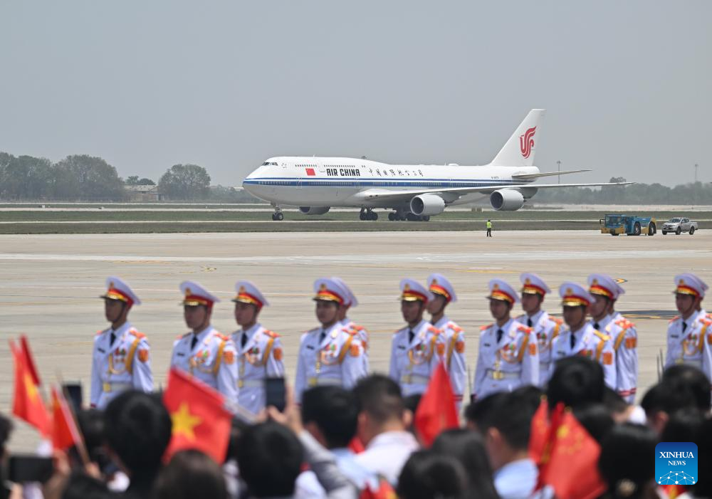 Xi arrives in Hanoi for state visit to Vietnam
