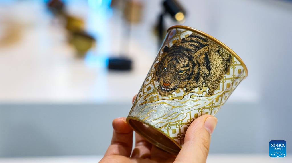 Chinese brands showcased at ongoing CICPE in Haikou
