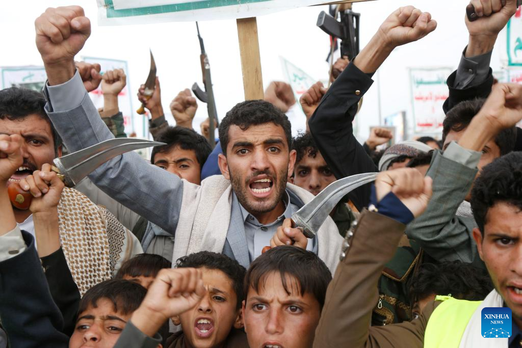 People in Sanaa protest against U.S. airstrikes on Ras Isa and in solidarity with Palestinians