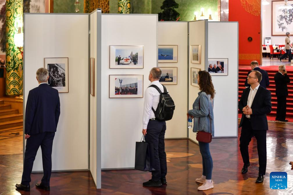 Photo exhibition on China's fight against invading Japanese in WWII opens in Moscow