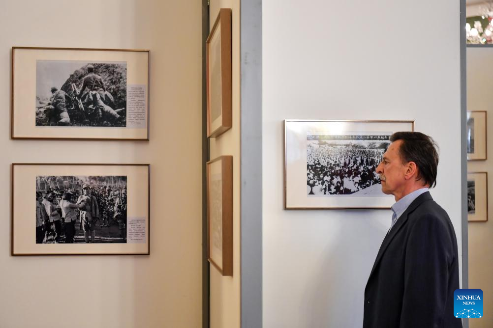 Photo exhibition on China's fight against invading Japanese in WWII opens in Moscow