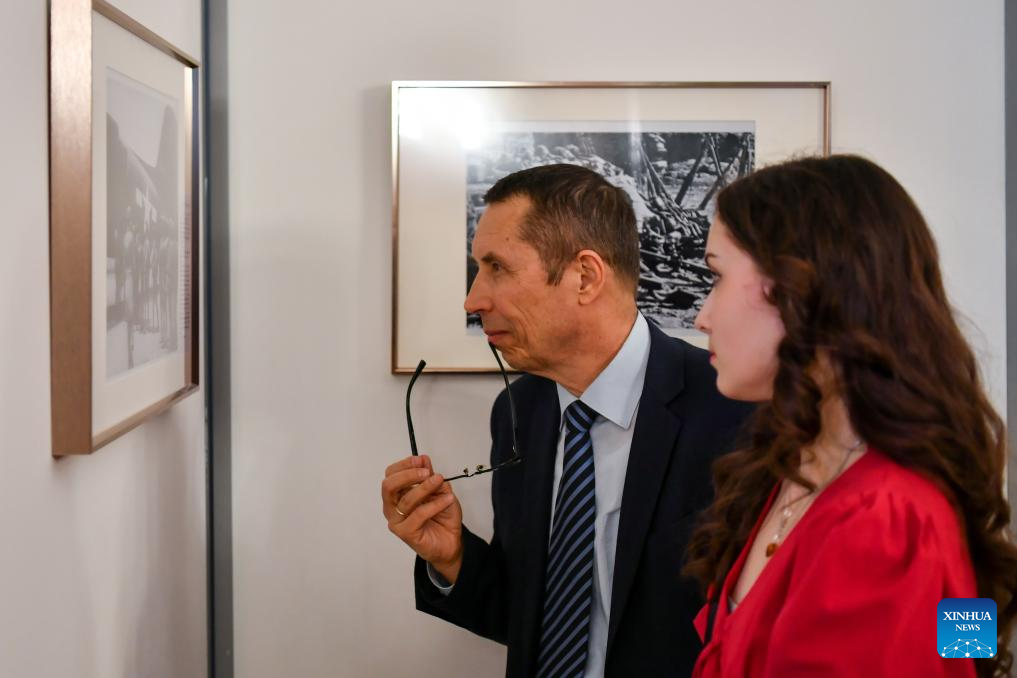 Photo exhibition on China's fight against invading Japanese in WWII opens in Moscow
