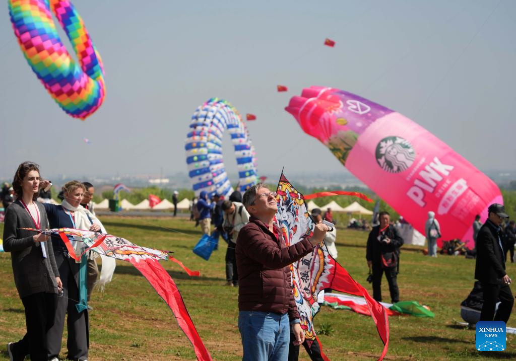 42nd Weifang Int'l Kite Festival held in China's Shandong