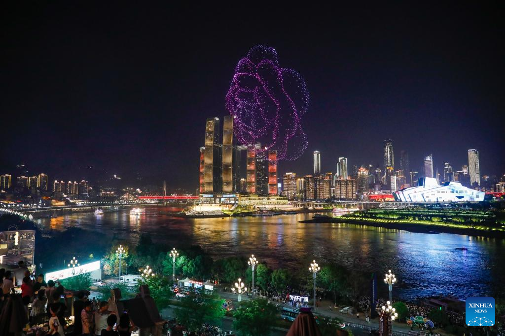 Drone light show debuts in SW China's Chongqing