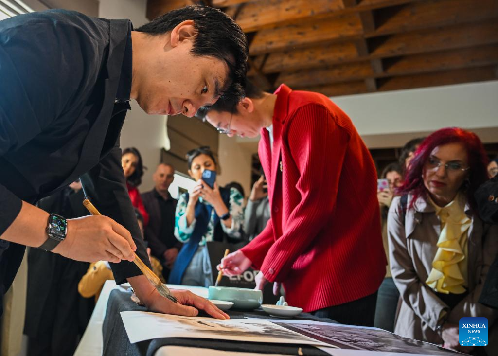 Chinese artists perform Quanzhou string puppetry at Bogazici University in Istanbul, Türkiye