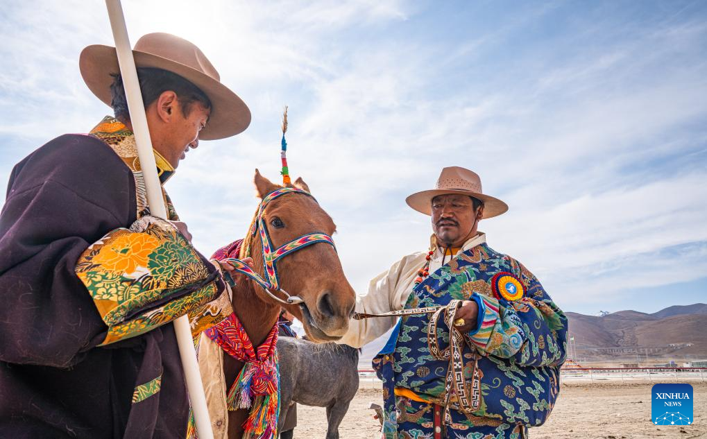 Horse races held in Damxung County, China's Xizang