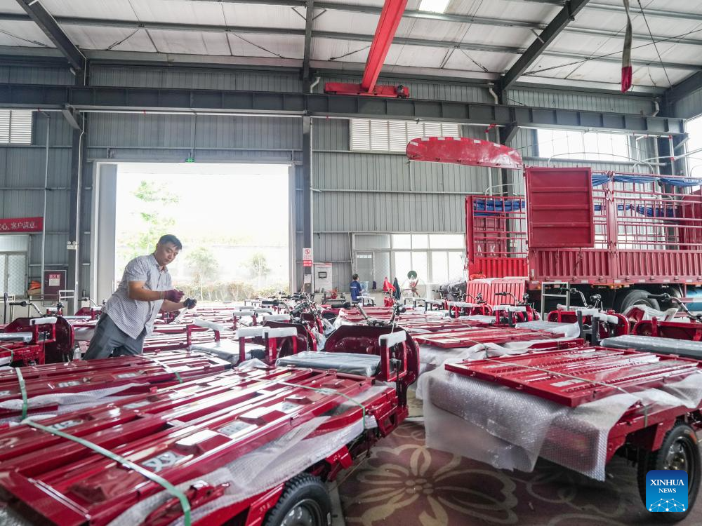 Tech-based SME in Sichuan sees export boom of electric tricycles