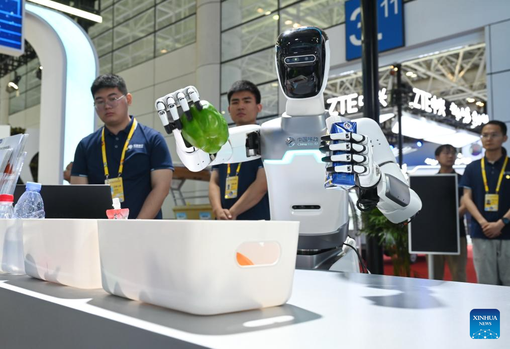 8th Digital China Summit showcases digital advances